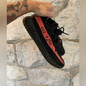Yeezy Boost 350 V2 in Red